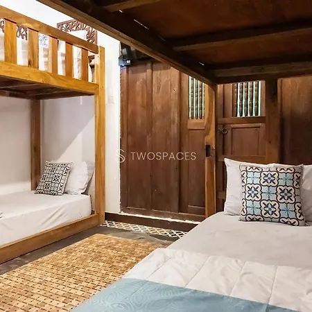 Twospaces Living At Kayu Beach Villa, Nusa Dua Beach Exterior foto