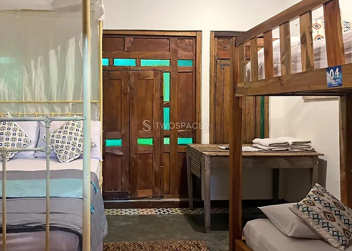Twospaces Living At Kayu Beach Villa, Nusa Dua Beach